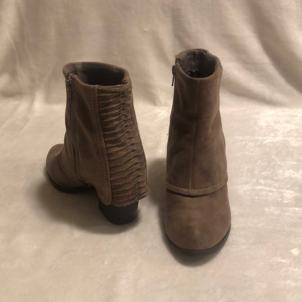 Brown Fergalicious boots size 7M